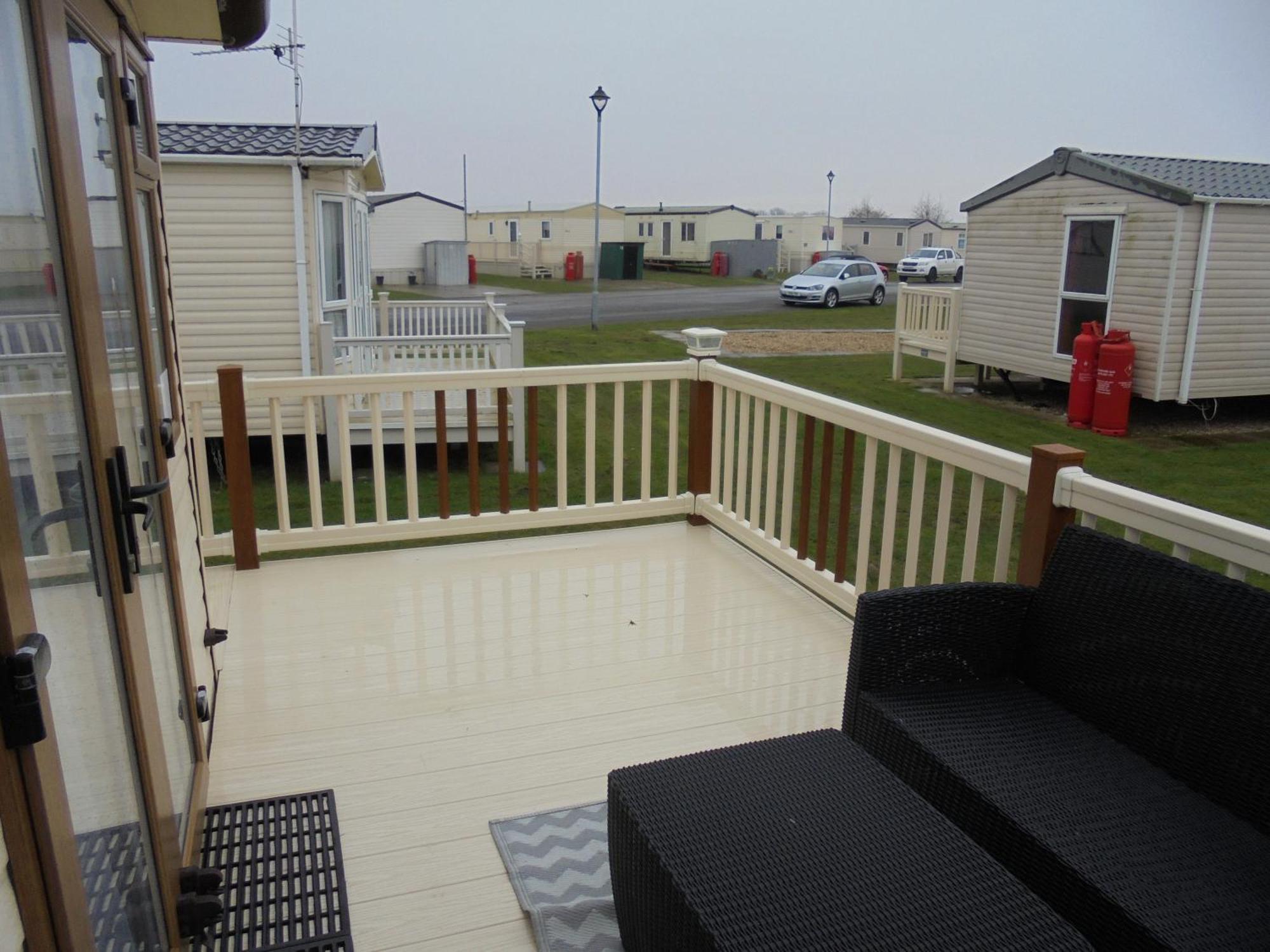The Grange Ingoldmells: Elan 6 Berth, Central Heated, Wrap Around Decking Bagian luar foto