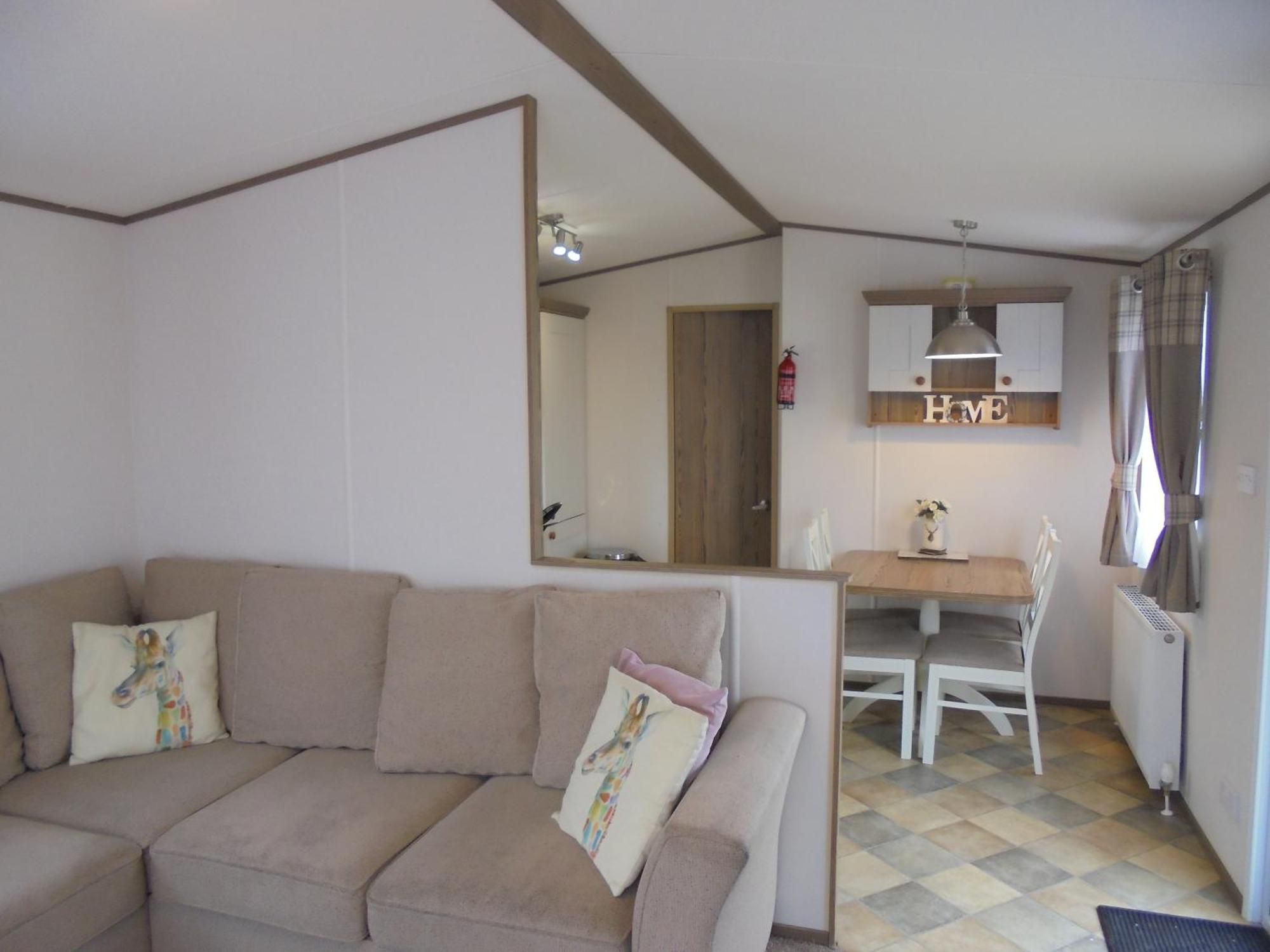 The Grange Ingoldmells: Elan 6 Berth, Central Heated, Wrap Around Decking Bagian luar foto