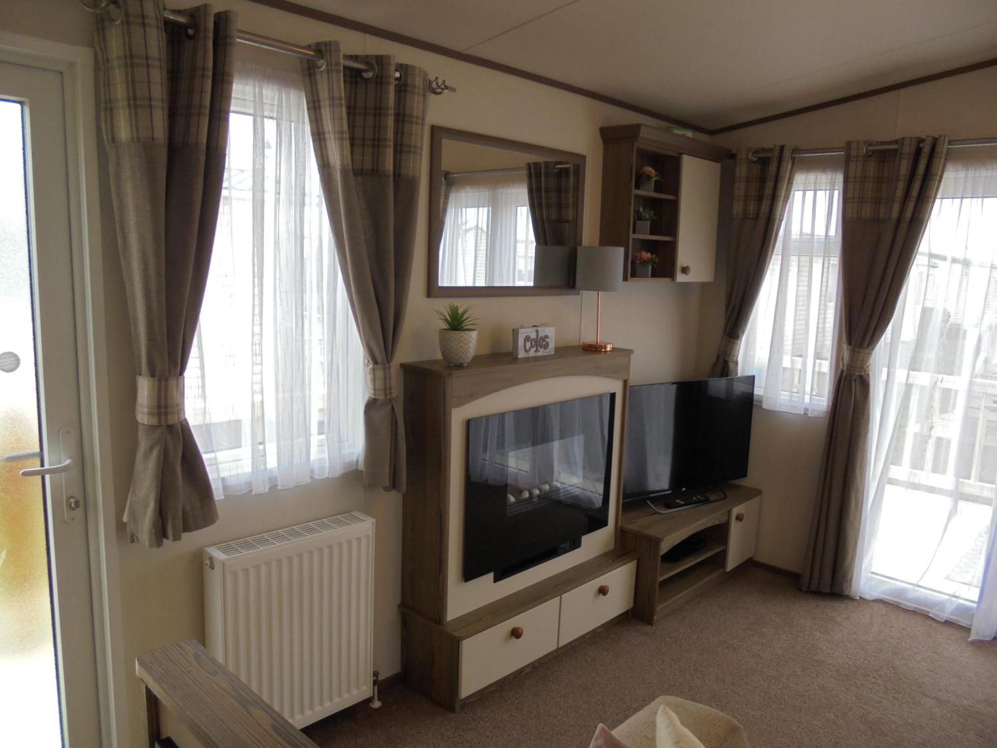 The Grange Ingoldmells: Elan 6 Berth, Central Heated, Wrap Around Decking Bagian luar foto